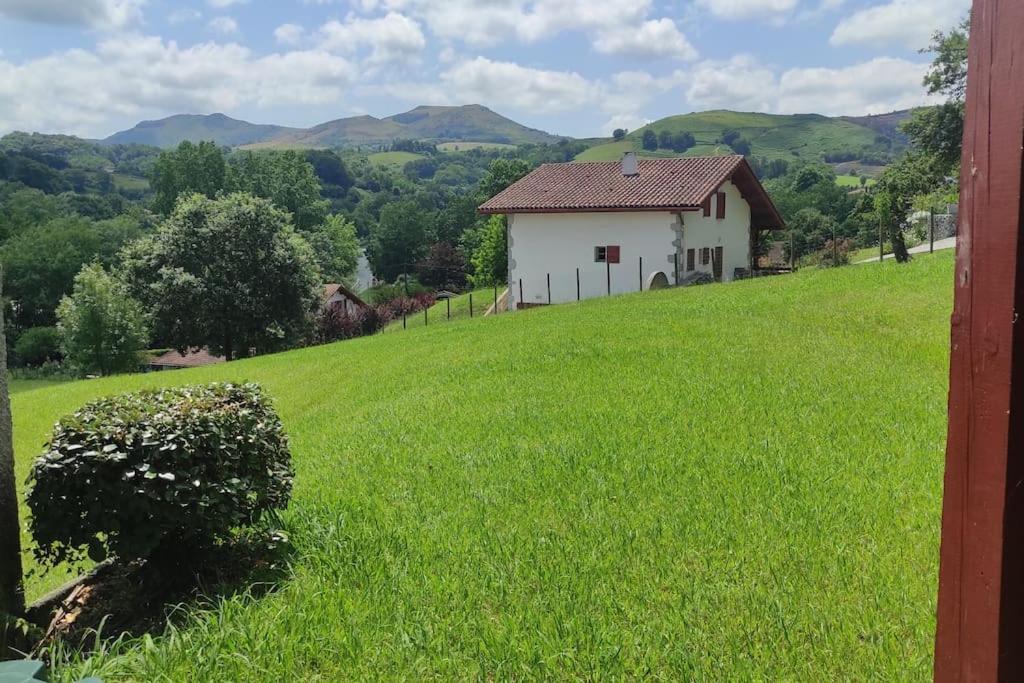 Cambo Les Bains Piscine Vue Montagnes Apartman Souraïde Kültér fotó